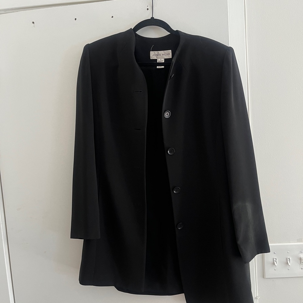 Jones New York Black Collarless Jacket with Label Detail